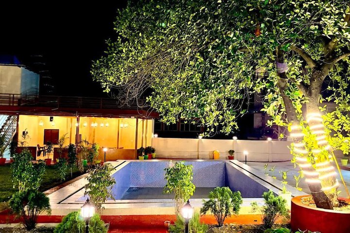 Pool 27 of 48