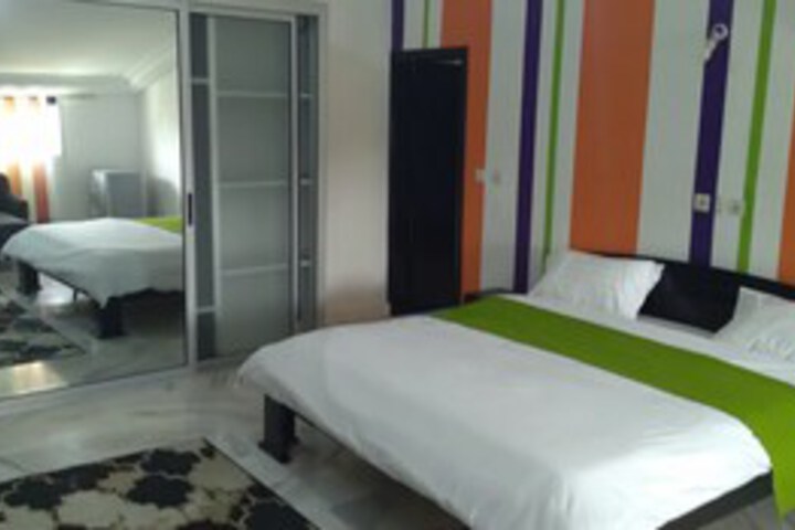 Room 21 of 35