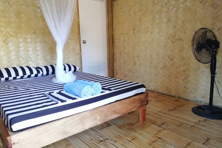 Room 11 of 63