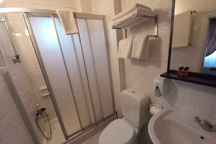 Room 92 of 110