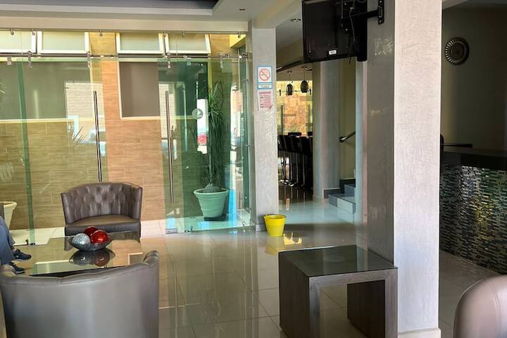HOTEL TIERRA ROJA
