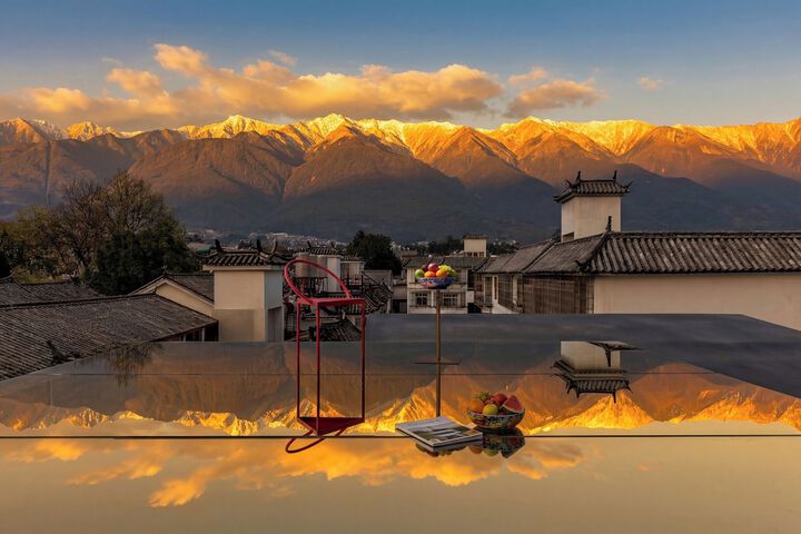 SIXI GOLDEN SUNRISE SOUND SLEEP HOTEL in Dali