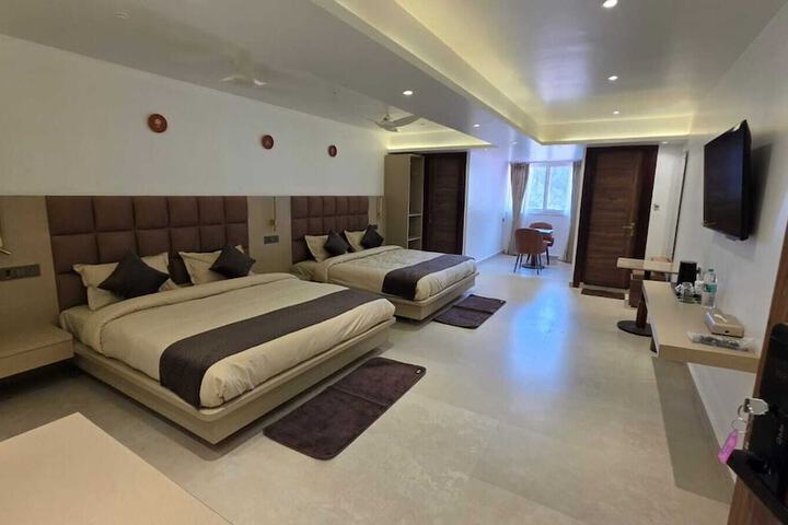 Hotel Anukampa