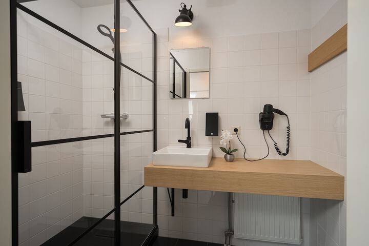 Room 40 of 56