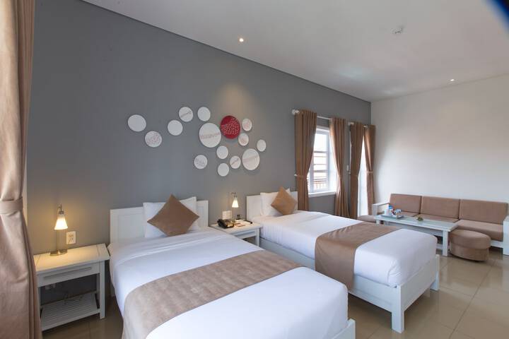 Room 18 of 53
