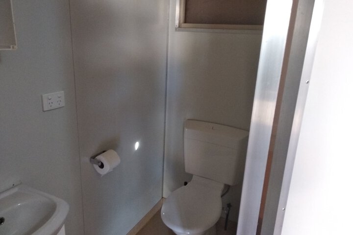 Room 10 of 13