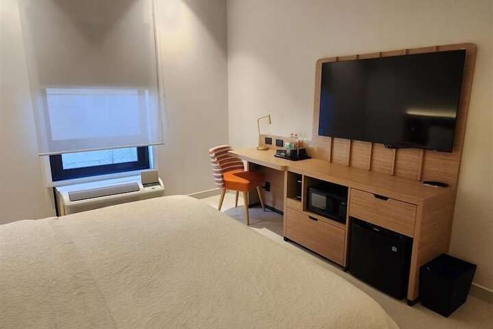 Room 39 of 129