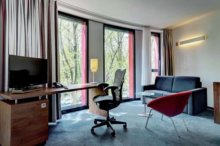 Room 22 of 61