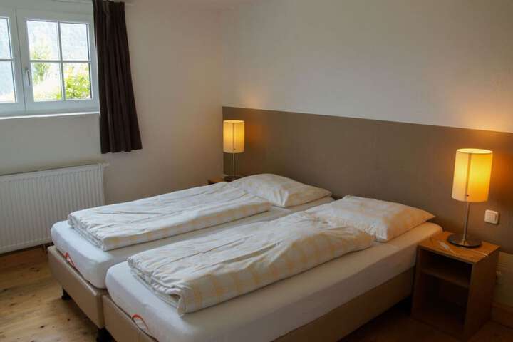 Room 2 of 21