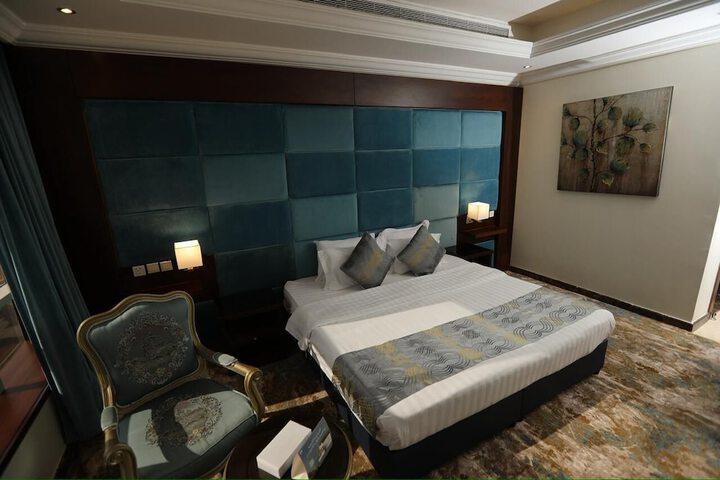 Room 61 of 82