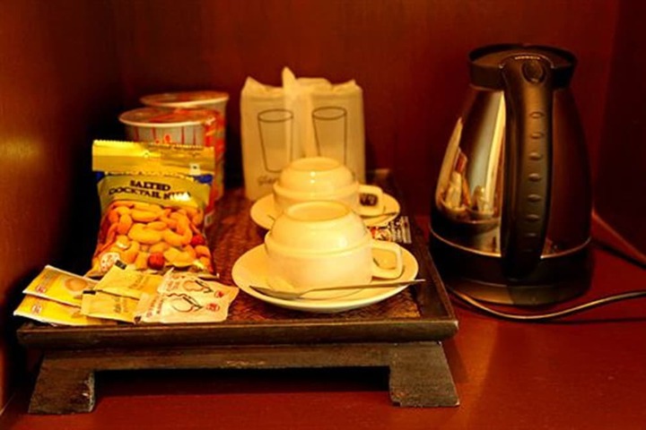 Breakfast/Coffee Service 26 of 45