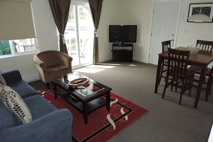 Room 16 of 36