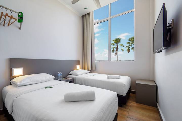 Room 4 of 21