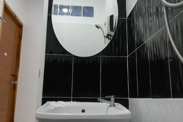 Room 19 of 25