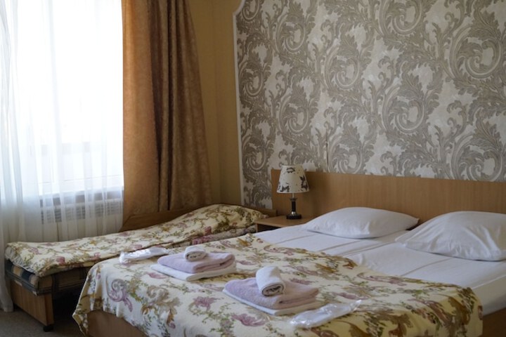 Room 8 of 8