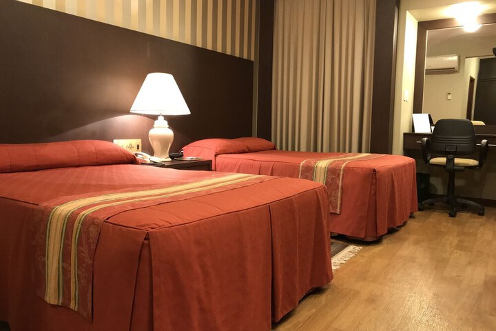 Room 5 of 29
