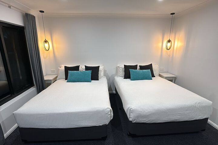 Room 28 of 81