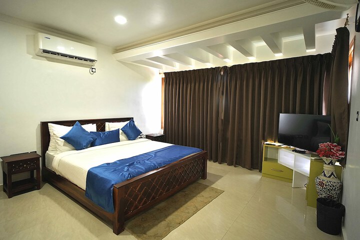 Room 6 of 29