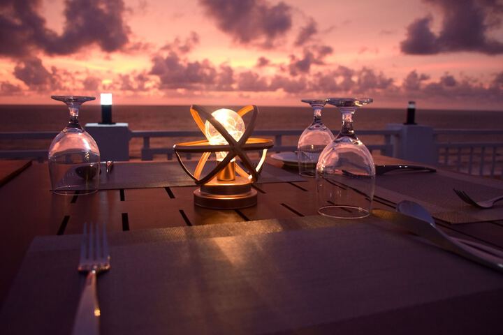Sundeck 68 of 73