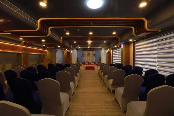 Ballroom/Hall 45 of 53