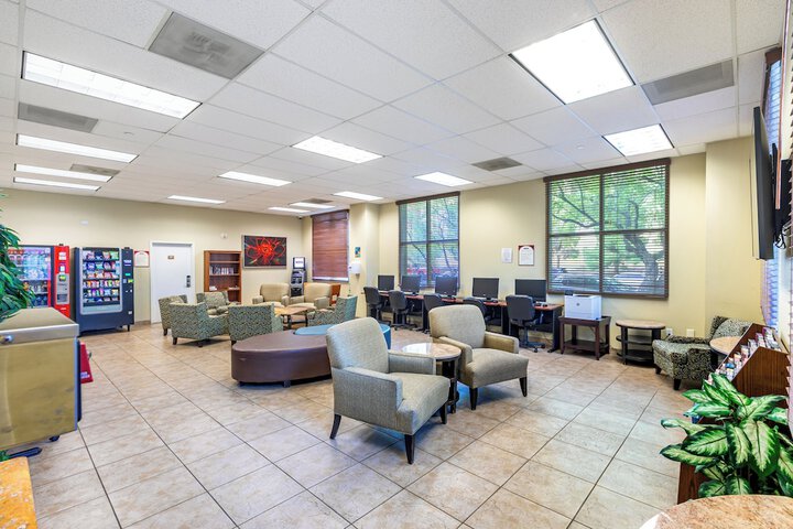 Business Center 64 of 79