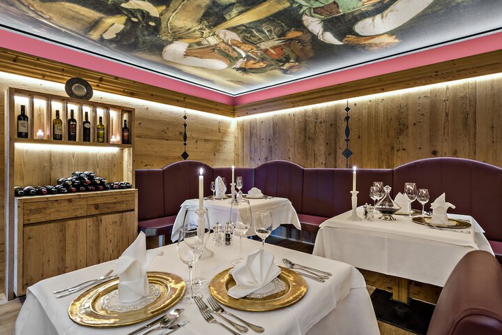 Dining 109 of 154