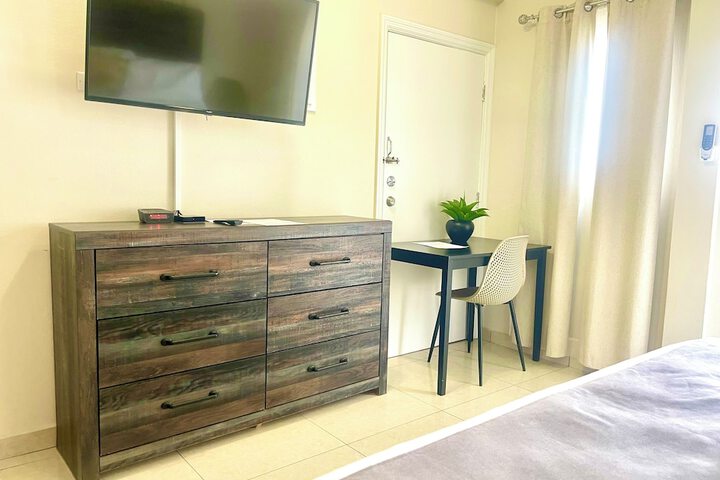 Room 15 of 60