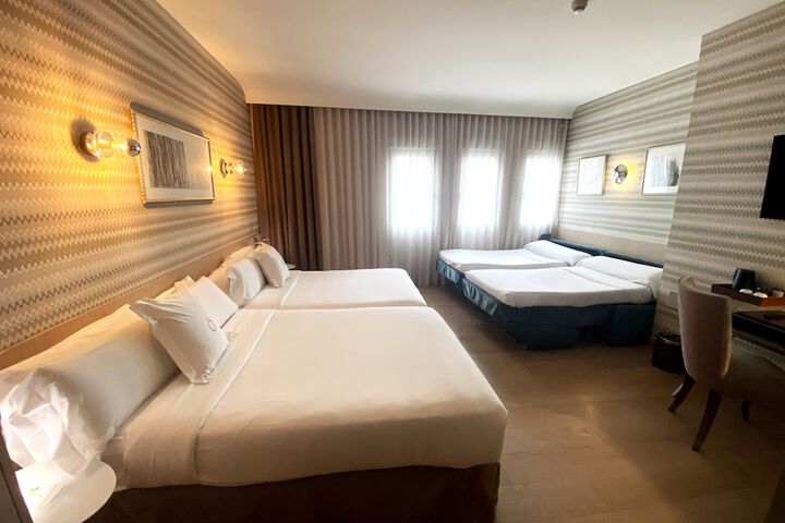 Room 31 of 84