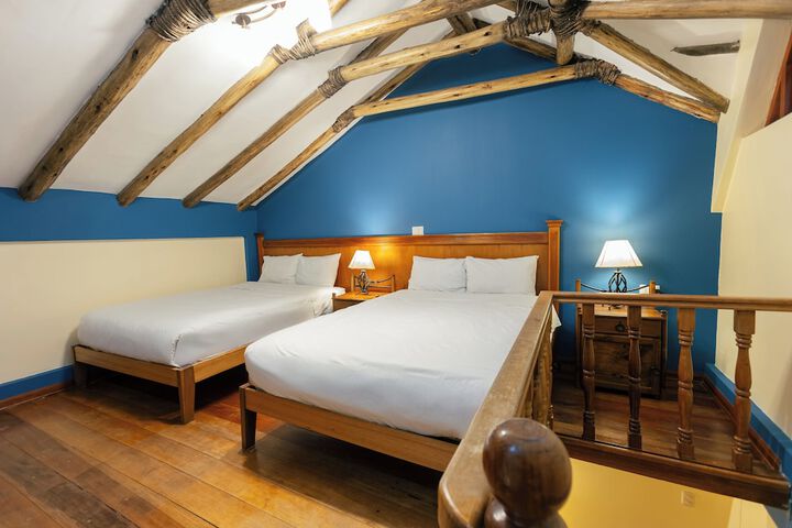 Room 10 of 64