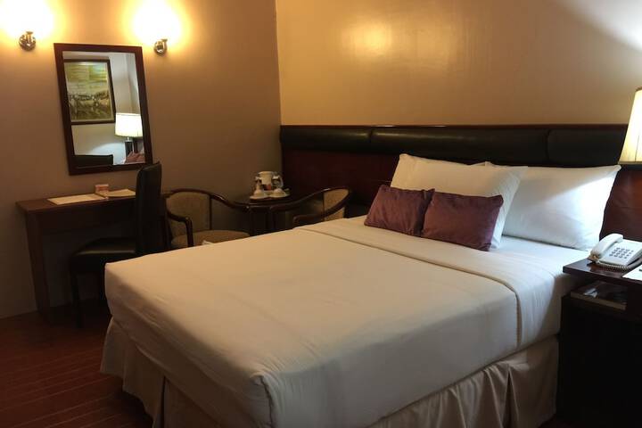 Room 13 of 47