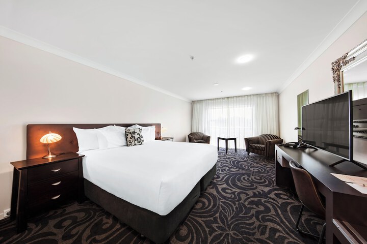 Room 15 of 86