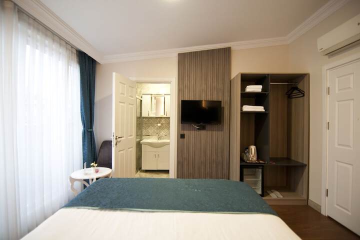 Room 31 of 54