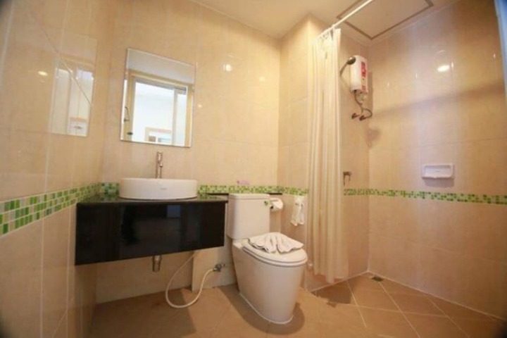 Room 45 of 62