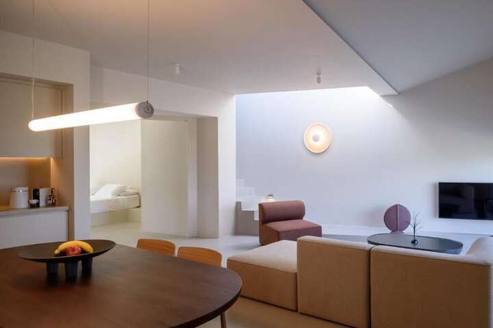Room 4 of 54