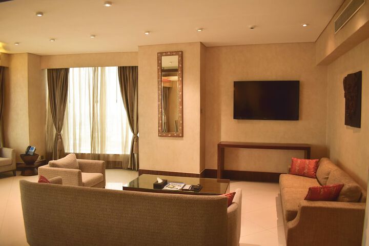 Room 36 of 64