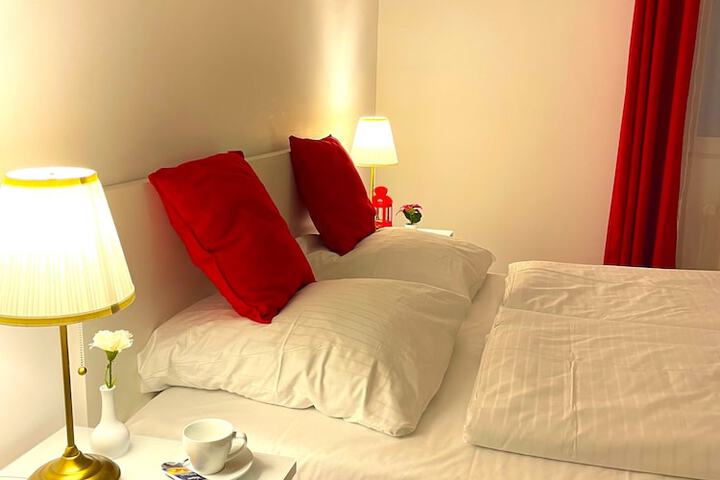 Room 44 of 75