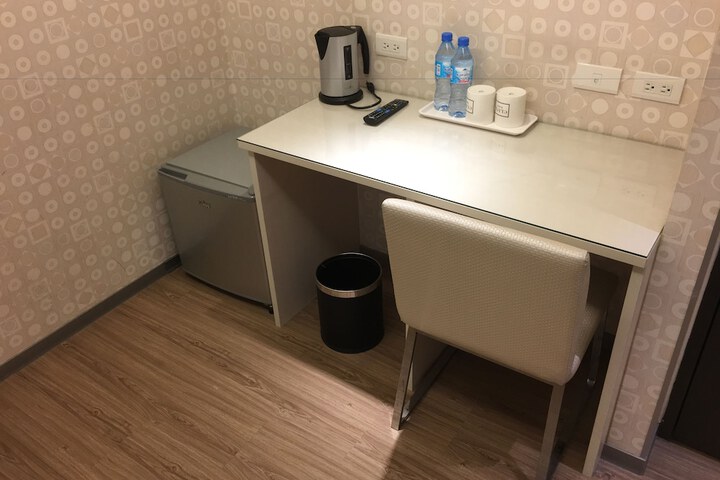 Room 18 of 31