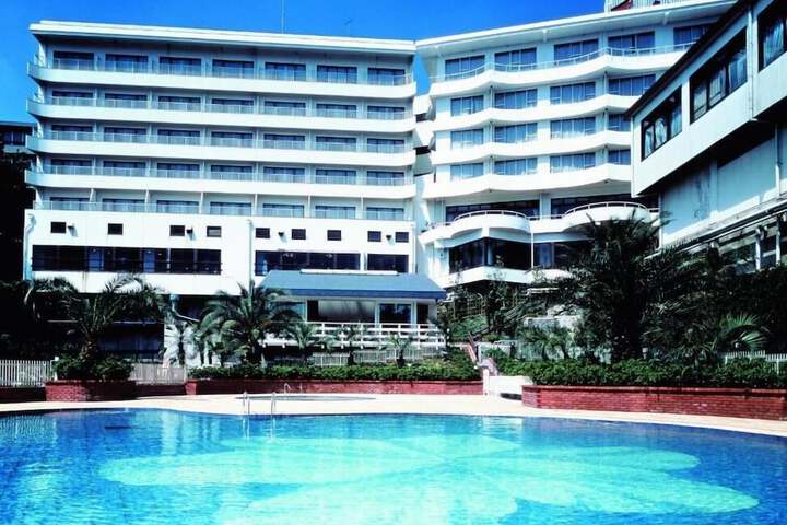 Pool Hotel