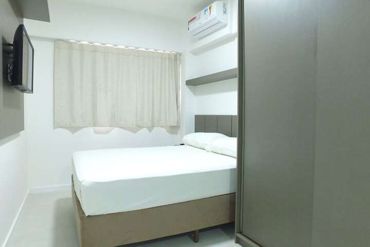 Room 42 of 217