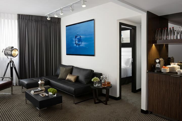Room 18 of 62