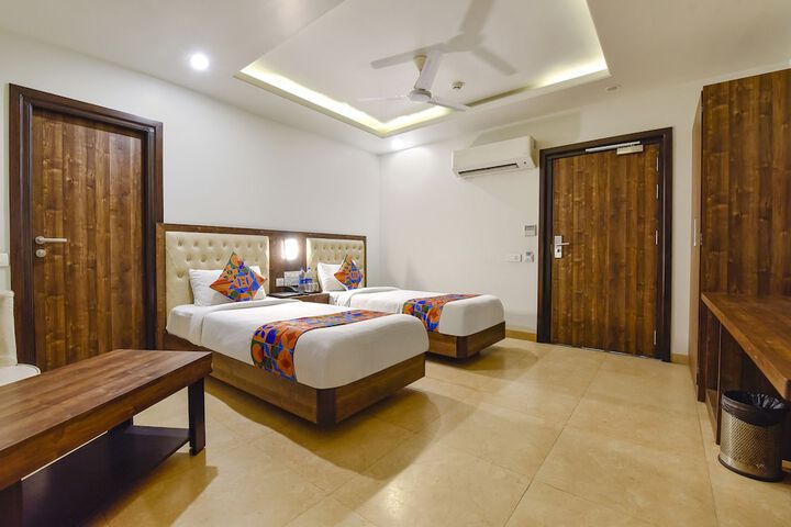 Room 20 of 30