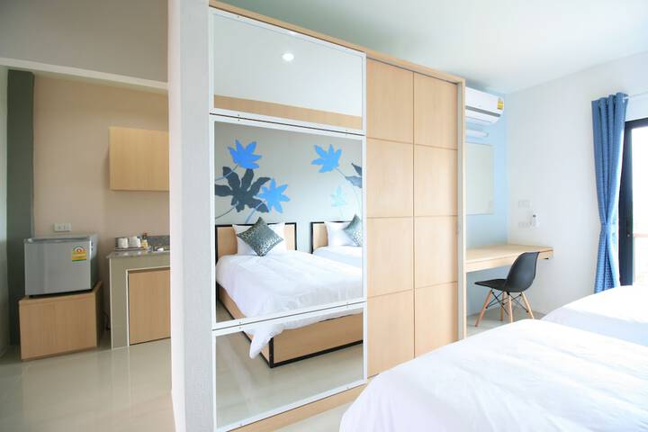 Room 5 of 36