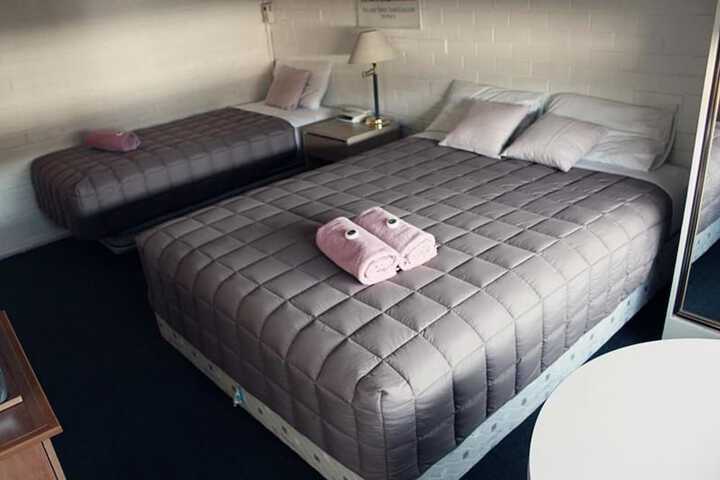 Room 3 of 19