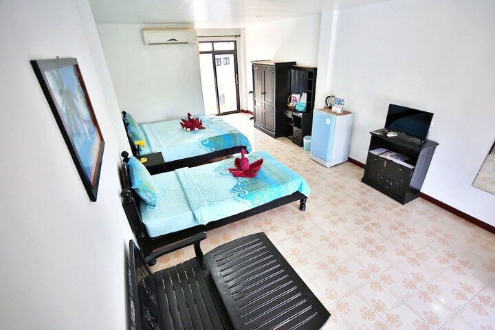 Room 45 of 99