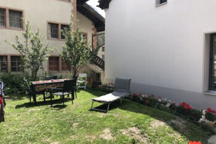 Hotel Exterior 13 of 64