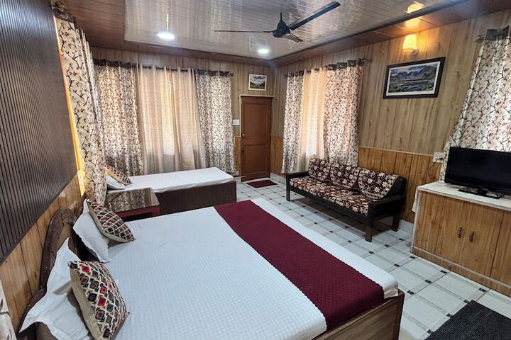 Room 9 of 57