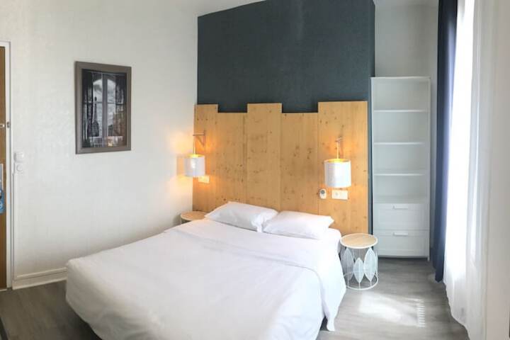 Room 20 of 38