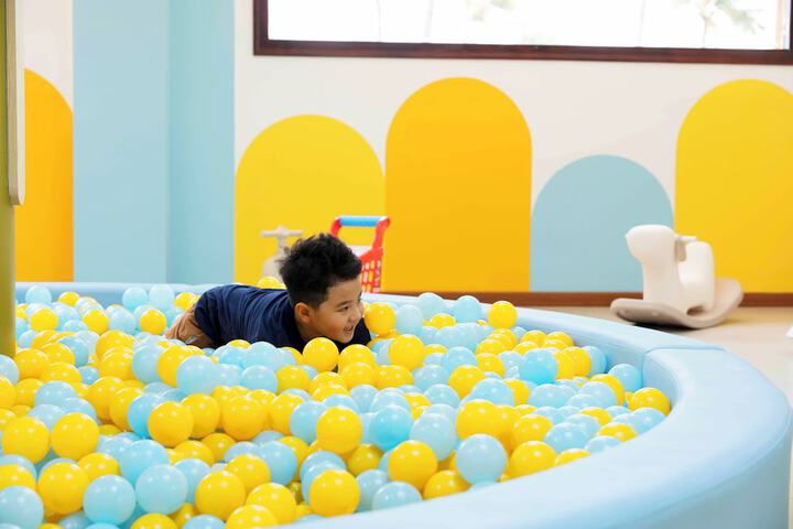 Childrens Activities 93 of 139