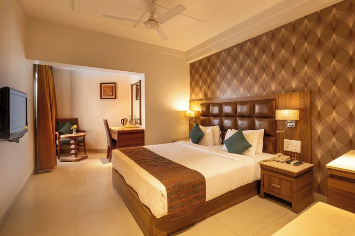 Room 16 of 75