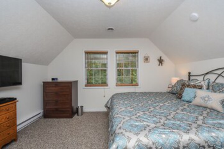 Room 28 of 39